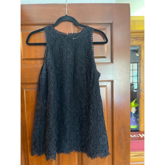 Cabi Display Lace Tank Medium - Picture 2 of 7